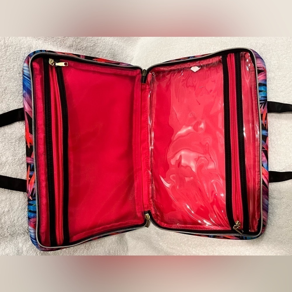 Cosmetic/jewelry travel case - Picture 5 of 7